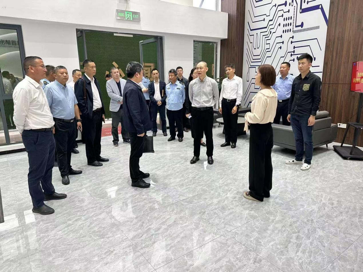 区应急管理局群租工业小区安全管理工作推进会在苏大产业园通安园区举行